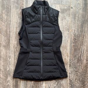 Lululemon Vest size 4 black